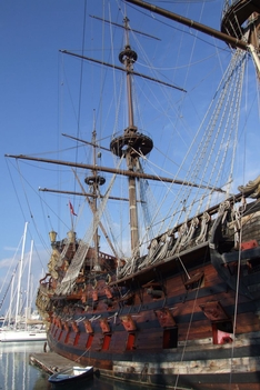 Galeone Neptune ( Alter Hafen , Genua )