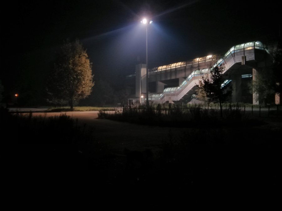 File:San Vitaliano Station.jpg