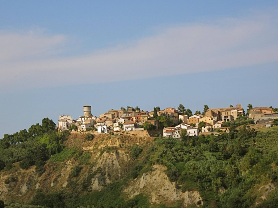 File:Morro d'Oro.jpg