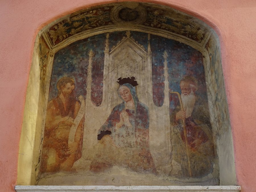 File:Affi - Affresco Madonna con Santi.jpg