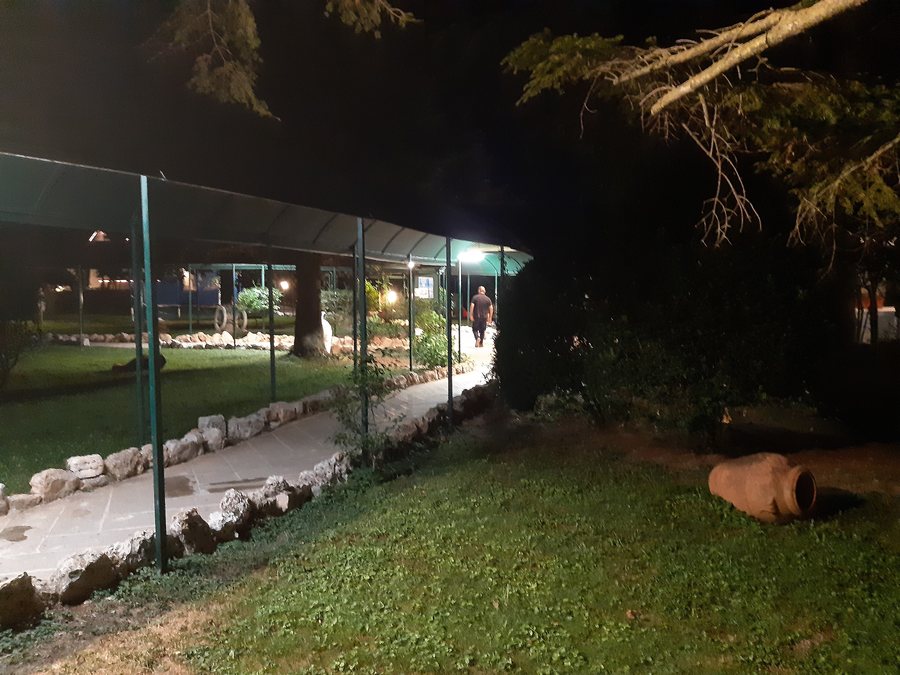 File:Selva di Fasano, Hotel Sierra Silvana.jpeg