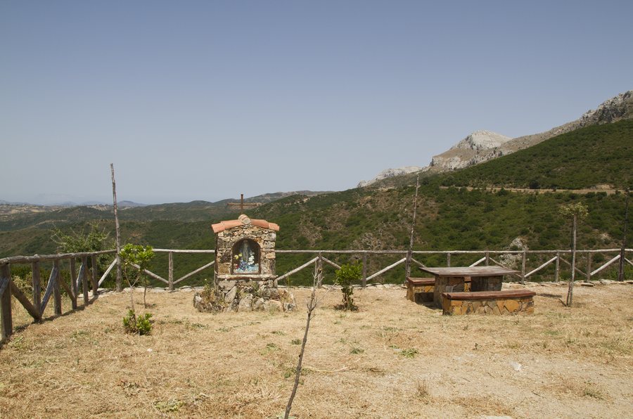 File:08020 Lodè, Province of Nuoro, Italy - panoramio (5).jpg