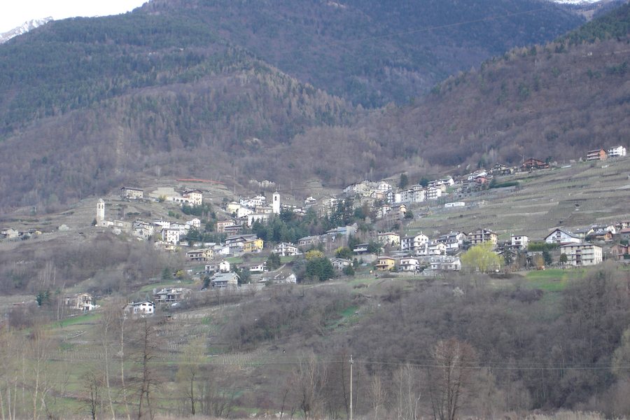 File:Castione Andevenno centro.JPG