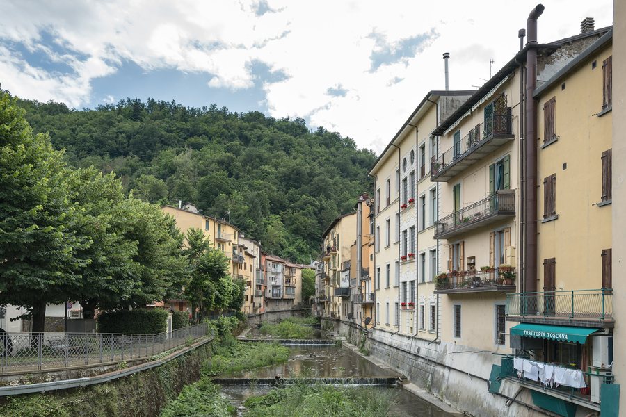 File:Rio Maggiore - Porretta Terme, Alto Reno Terme, Bologna, Italia - 2 Luglio 2023 07.jpg