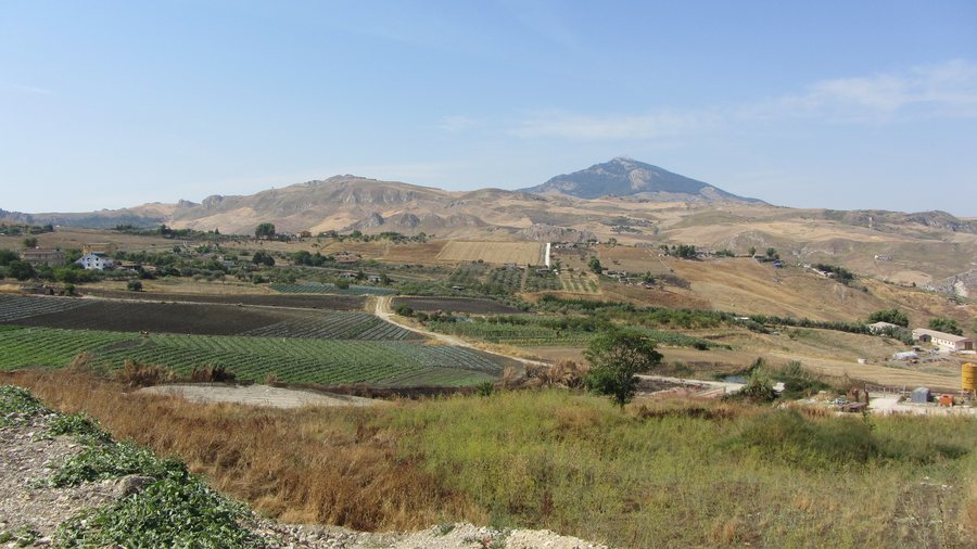 File:Casteltermini farms.JPG