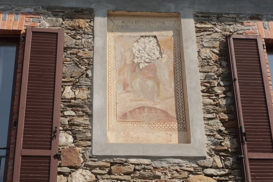 File:Montegrino Valtravaglia Affresco votivo 01.jpg