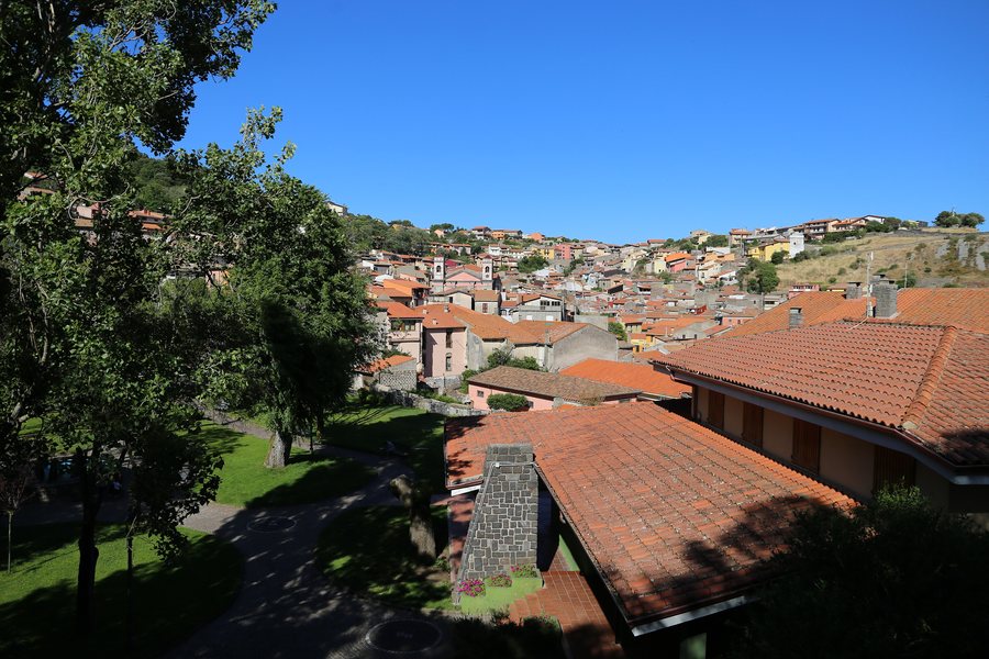 File:Santu lussurgiu, veduta 01.jpg