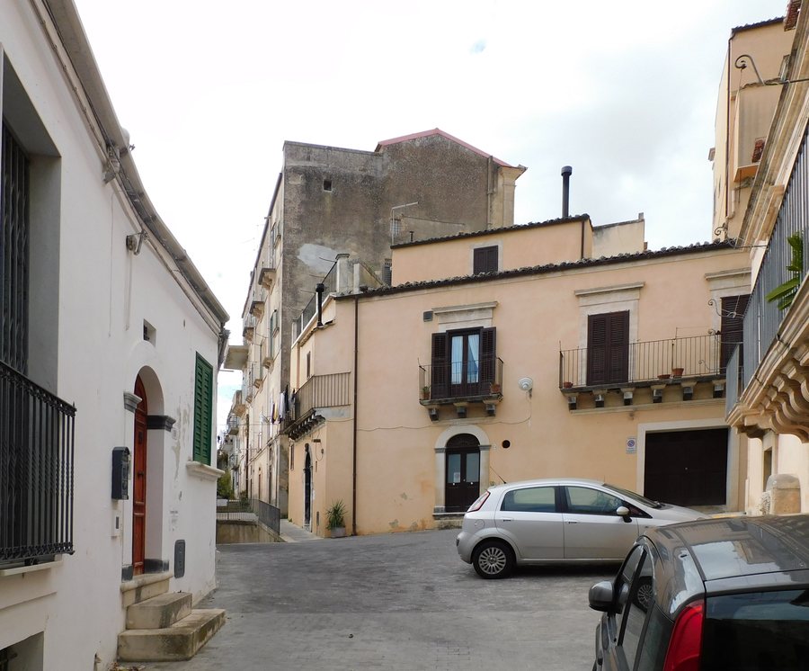 File:Largo floridia.jpg