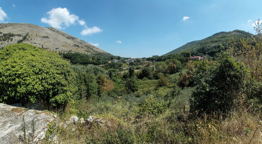 File:Stretta di Arpaia da Forchia.jpg