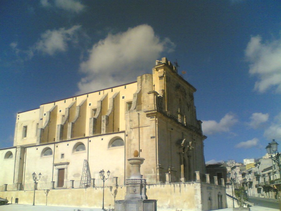 File:Ferla - Chiesa Madre.jpg