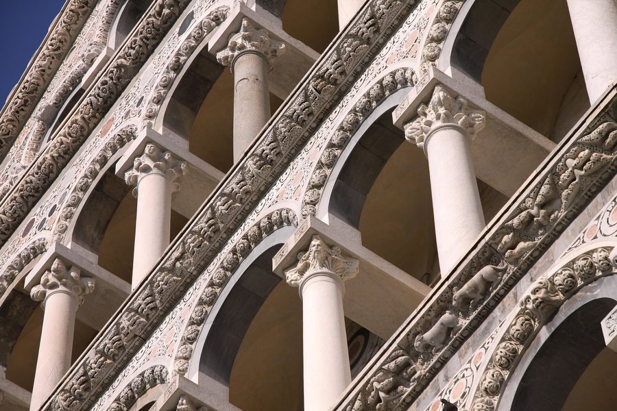 File:Pisa - Cathedral - Facade 1052.jpg