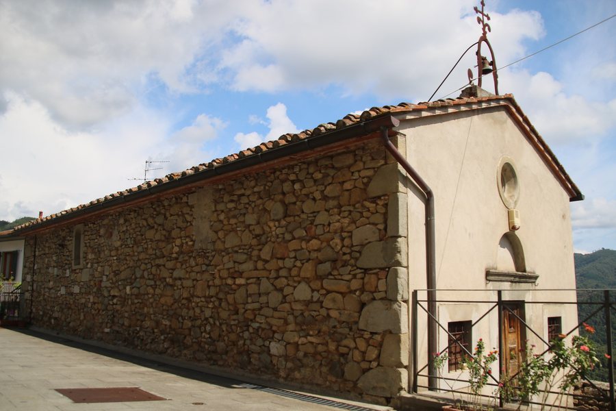 File:Marliana, Ex compagnia di Sant'Antonio Abate 04.jpg