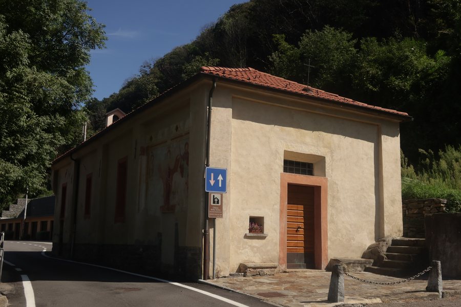 File:Tronzano Lago Maggiore Chiesa dell'Immacolata Concezione 01.jpg